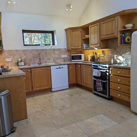 Little Chilsbury Apartment Potterne ภายนอก รูปภาพ