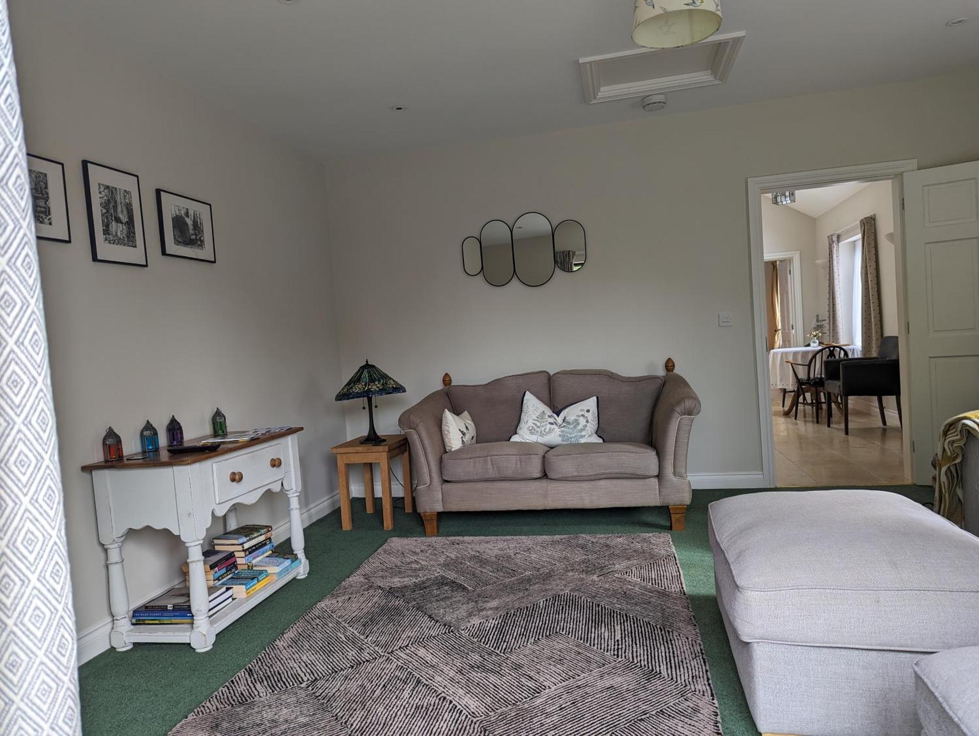 Little Chilsbury Apartment Potterne ภายนอก รูปภาพ